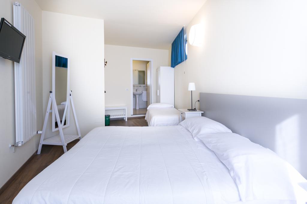 Albergo Il Cochino 몬탈레 외부 사진